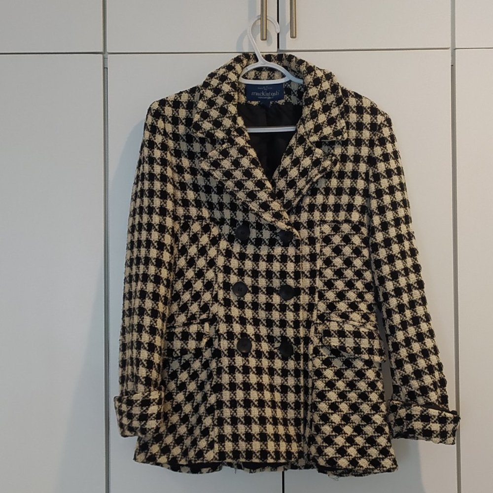 Mackintosh Coat Black/White
